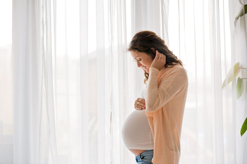Bổ sung omega 3 cho phụ nữ mang thai có tác dụng gì?